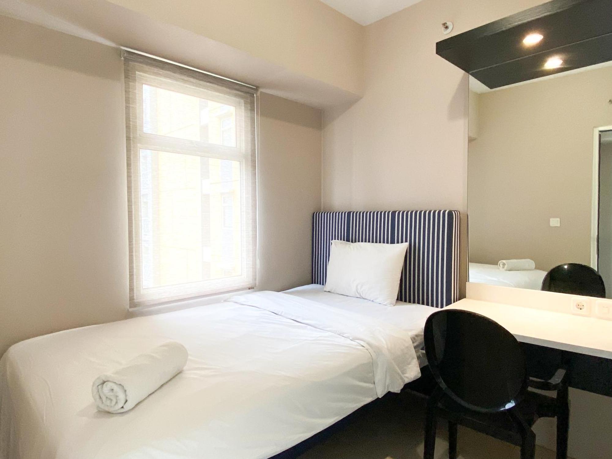 Warm Living And Homey 2br At Springlake Summarecon By Travelio *